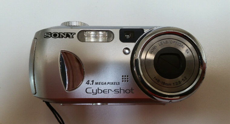 SONY DIGITAL CAMERA