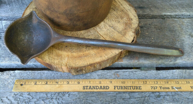 Antique Swain Cast Iron 8 Pint Melting Pot With Cast Iron Lead S