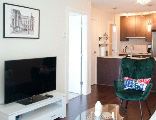 Downtown – Furnished 1 Bedroom, 1 Den, 1 Solarium, 1 Parking