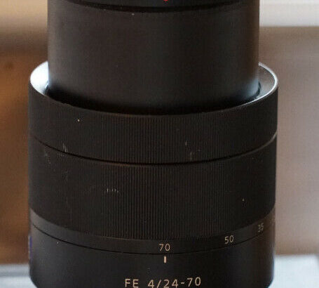 Sony Vario-Tessar T* FE 24-70mm f/4 ZA OSS Lens