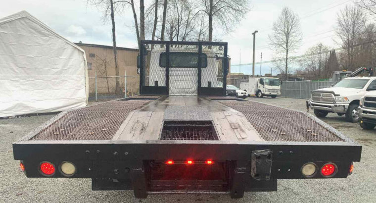 2003 INTERNATIONAL 7400 – 21FT BEAVER TAIL FLAT BED *ONLY 159K*