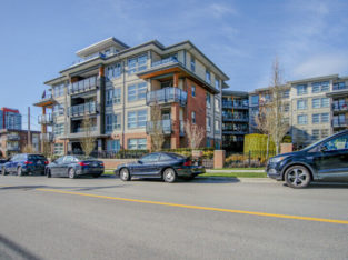 2 BEDROOM APARTMENT FOR SALE IN COQUITLAM