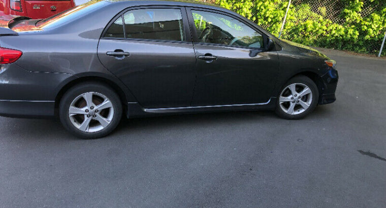 Toyota Corolla 2013 S Grey