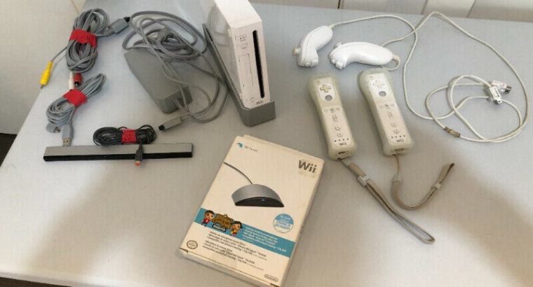 NINTENDO Wii bundle. Take it all cheap