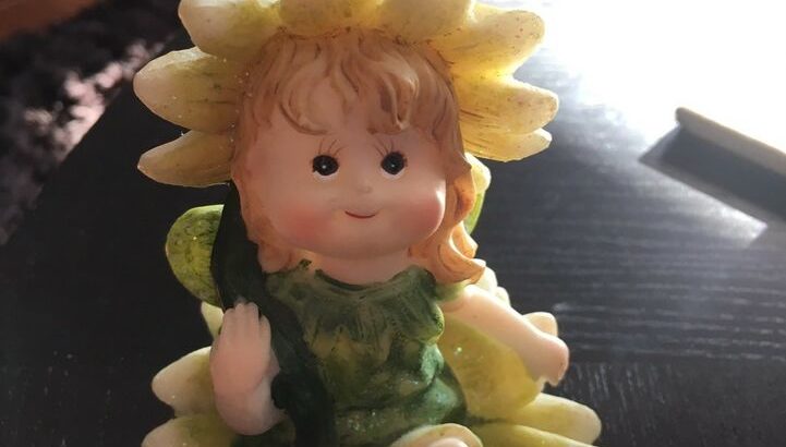 Ceramic fairy photo holder