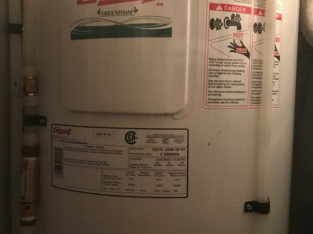 Giant Electric Top Flow 40 Gallon Water Heater