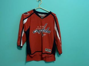 Hockey jerseys youth L/XL