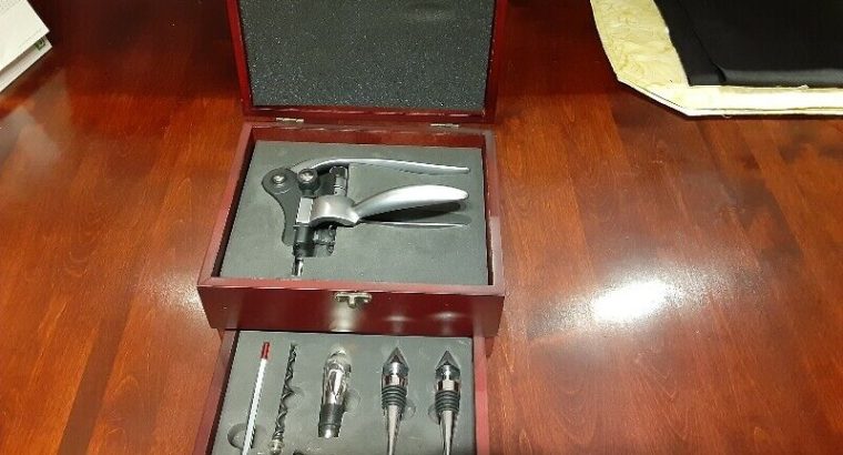 WINE CONNOISSEUR TOOL SET