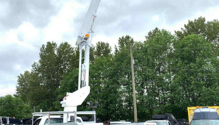 2008 FORD F550 – 42FT ARTICULATED BUCKET TRUCK *VERSALIFT BOOM*