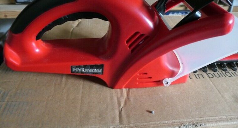 Hyundai electric hedge trimmer