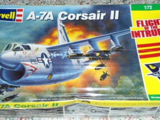 Revell 1/72 A-7 Corsair