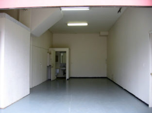 WarehouseOfficeWashroom in Langley $1500