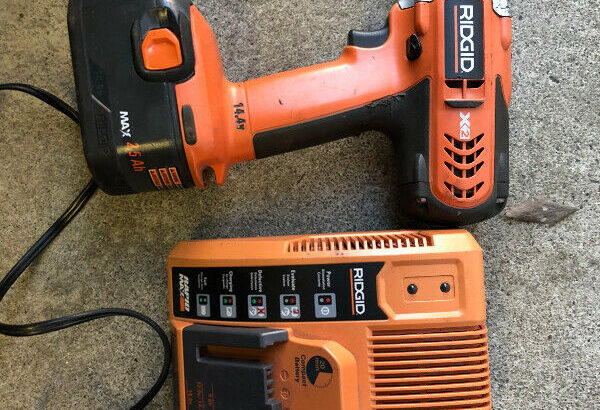 Rigid X2 cordless drill 14.4v w charger