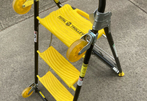 Multi use combo step ladder