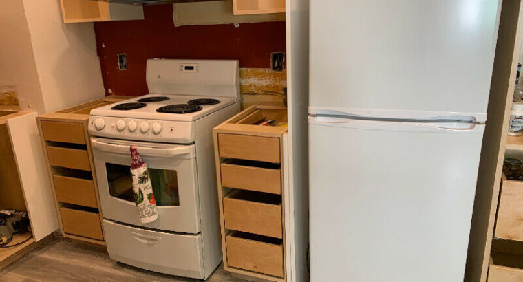 Apartment size fridge and stove