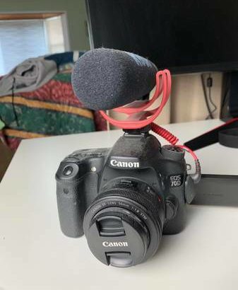 Canon 70D with 2 lenses