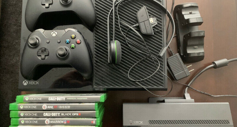 Xbox One Console 500gb 2 controllers, headset, kinect, and More