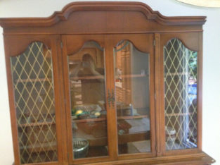 Antique cabinet / hutch