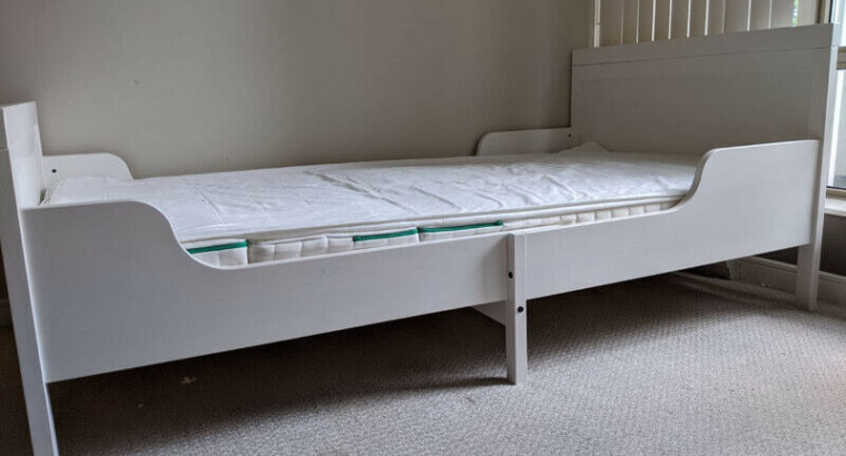 Extendable Bed Frame, White