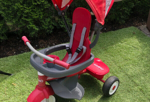 Radio Flyer 4-in-1 Stroll ‘N Trike