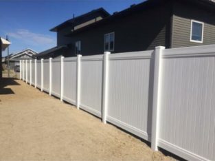 PVC vinyl fence