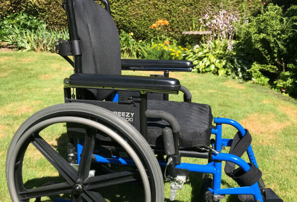 Wheelchair With Roho and J3 Back Support