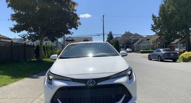 2019 Toyota Corolla SE hatchback $14,300