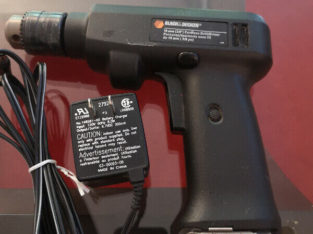 Small Black And Decker Rechargeable Drill