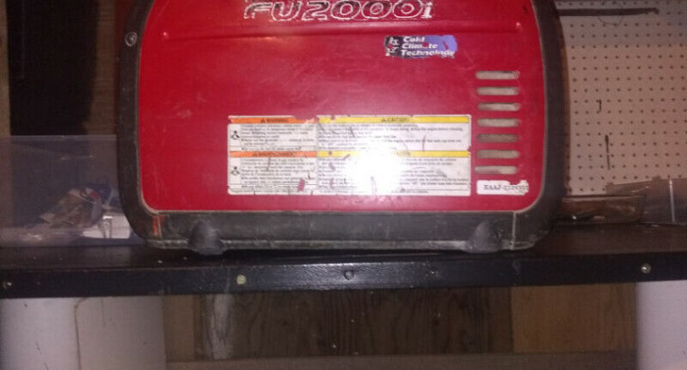 Honda eu2000i generator w/ built in inverter awesome machine