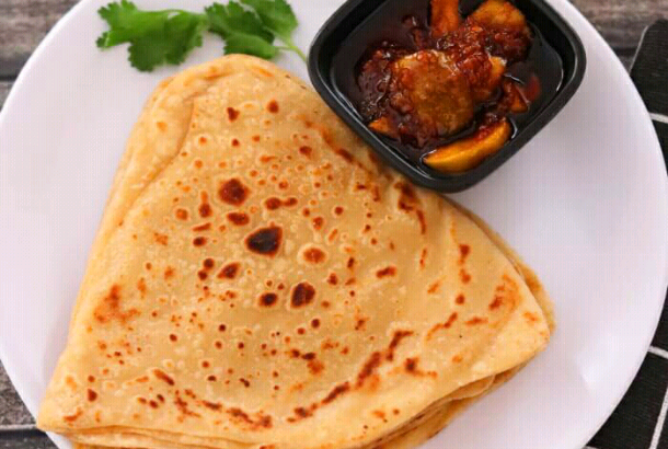 Freshly Prepared Homemade Roti & Paratha