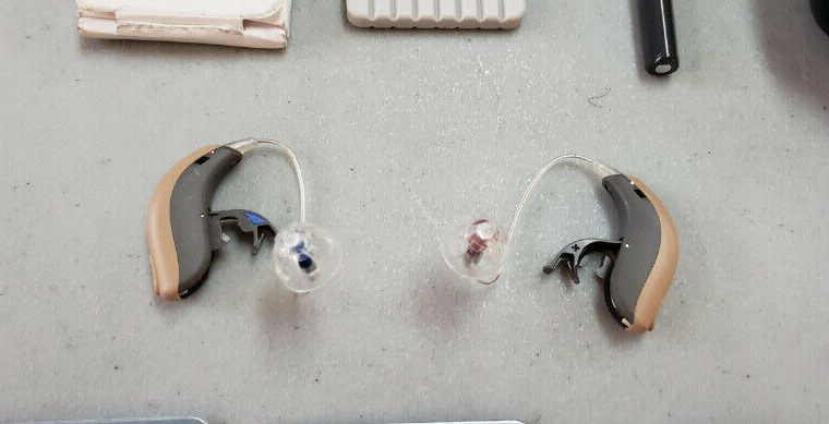 Hearing Aide Complete Kit.