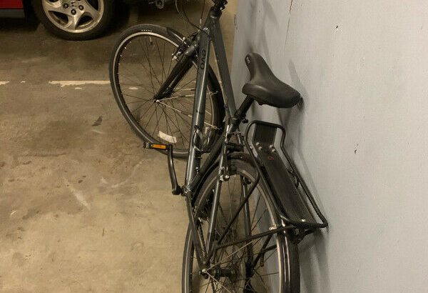 Like New – EVO 18” Commuter Bike For Sale!! Excellent Condition