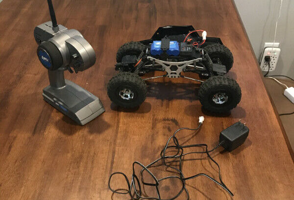 RC 4X4 TRUCK