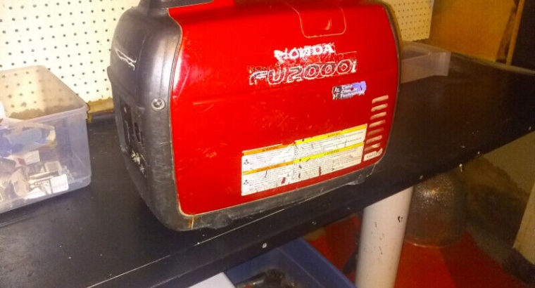 Honda eu2000i generator w/ built in inverter awesome machine