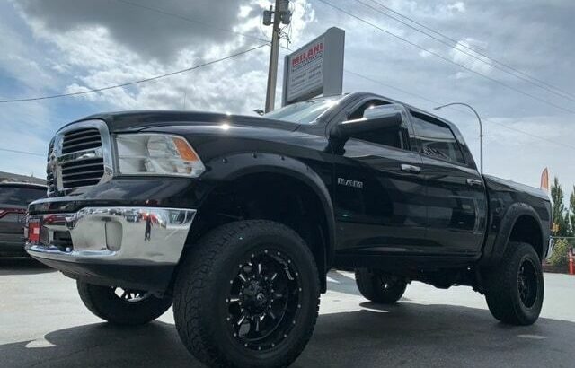 2014 Ram 1500 BIG HORN CREW 5.7L HEMI 4WD LIFTED 133KM