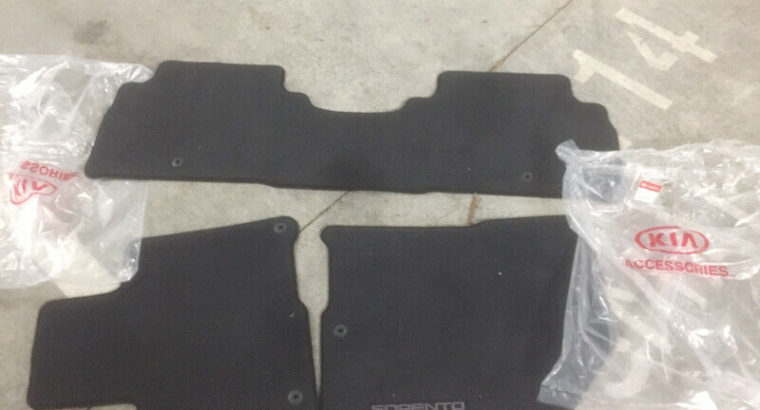 Kia Sorento car mat new $40, Mercedes C300 car Mat, New, $55