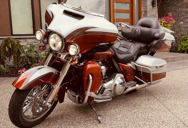 2014 HD FLHTKSE CVO Ultra LTD