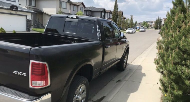 2017 RAM 2500, Laramie, Crew Cab – Diesel 6.7 L