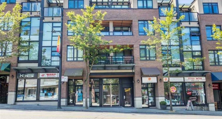 212 2150 E HASTINGS STREET Vancouver, British Columbia