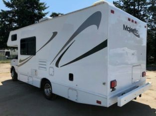 2014 Thor Majestic 23A, class c, 25 ft