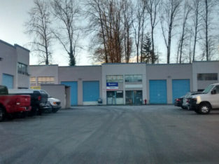 Large mechanic shop real property for sale