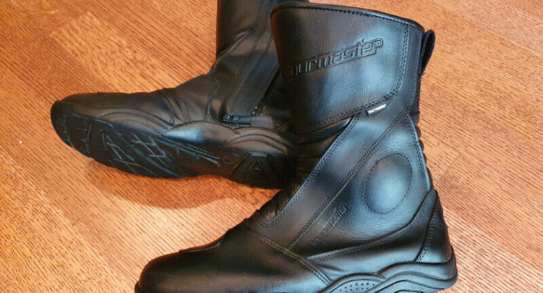 Motorcycle boots – Tourmaster