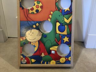 CAILLOU BEAN BAG TOSS GAME