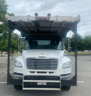 2015 Freightliner M.2, Cumming Engine with Allison Transmission