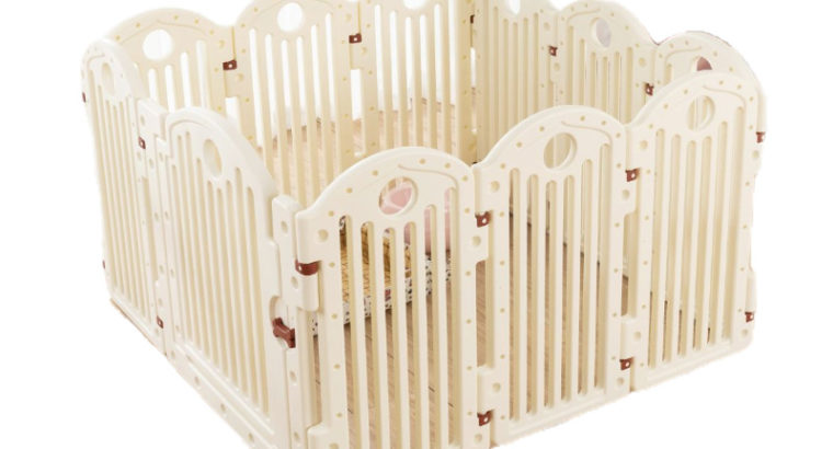 DIY Pet Playpen with Adjustable Size and Shape
