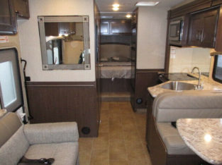 2019 THOR MOTOR COACH CHATEAU 28Z*18 (STOCK #56913)