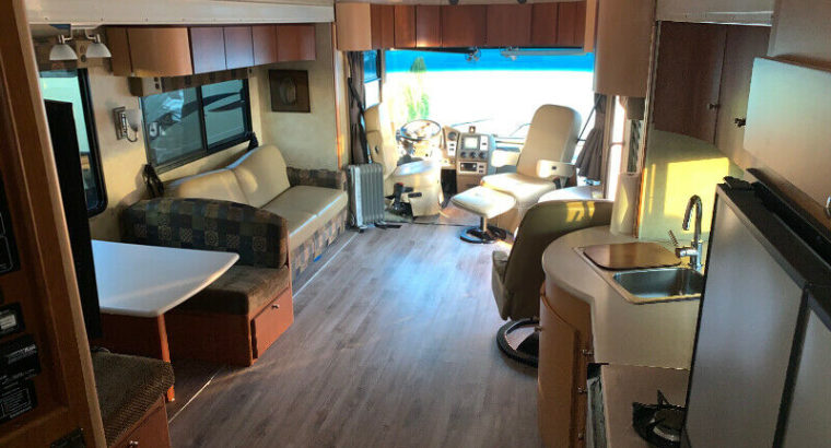 2008 Winnebago Itasca Latitude Motorhome