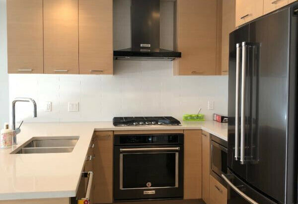 [UBC] Wesbrook Village apartment second bedroom for rent!