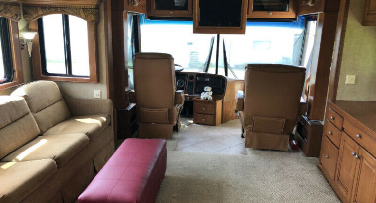 2006 Travel Supreme Envoy 40DS04 – 40 ft diesel pusher Class A