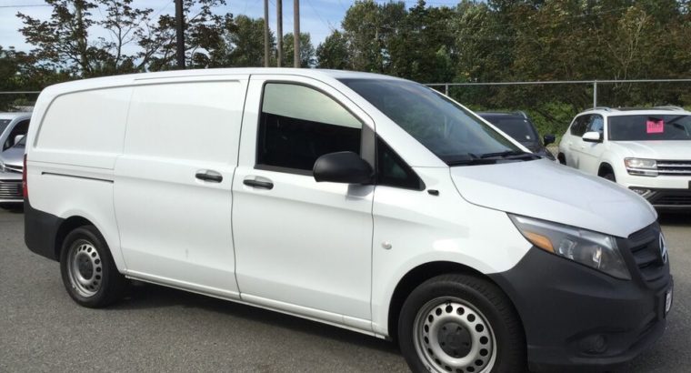 2014 FORD E-250 3/4 TON BULKHEAD CARGO VAN